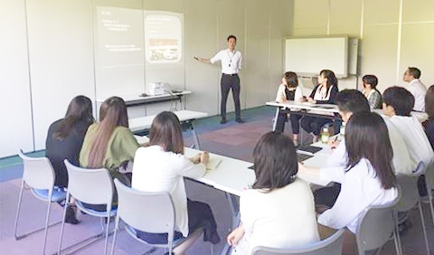 社内勉強会の様子